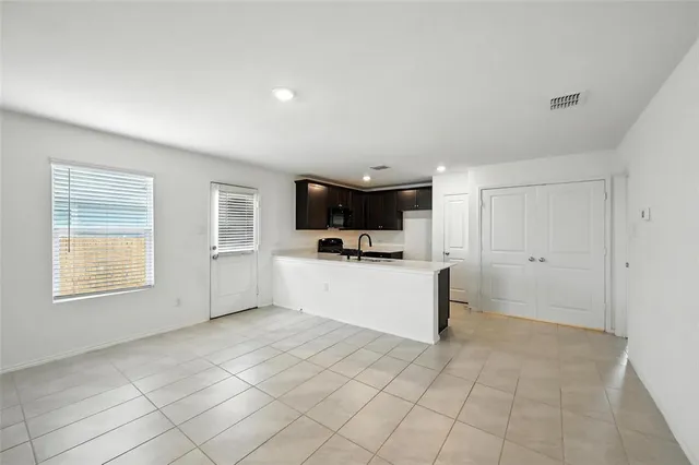 $2,000 | 2733 Slatewood Drive, Fort Worth, TX 76179