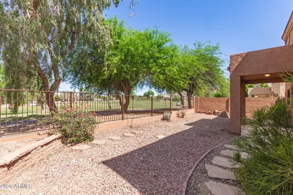 $449,000 | 7029 South Golfside Lane, Phoenix, AZ 85042
