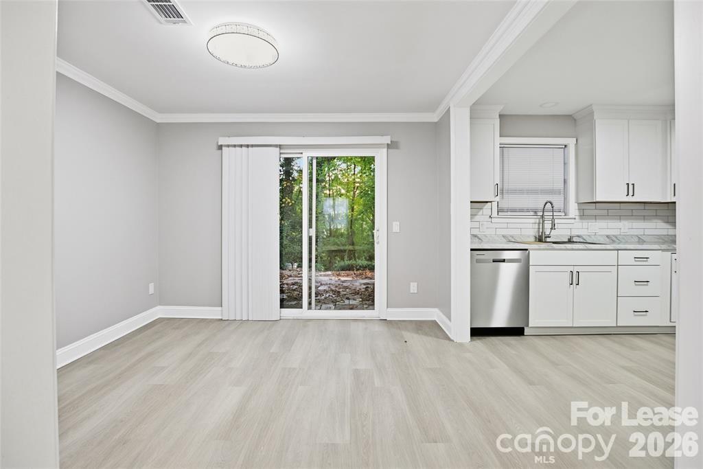 6022 Heath Valley Road Charlotte, NC 28210 - Photo 6 of 23 Gallery Image 6