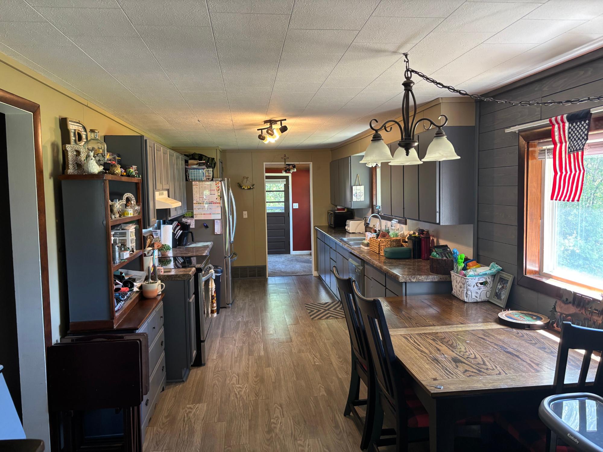 218 Johnson Street Rhinelander, WI 54501 - Photo 5 of 43 Gallery Image 5