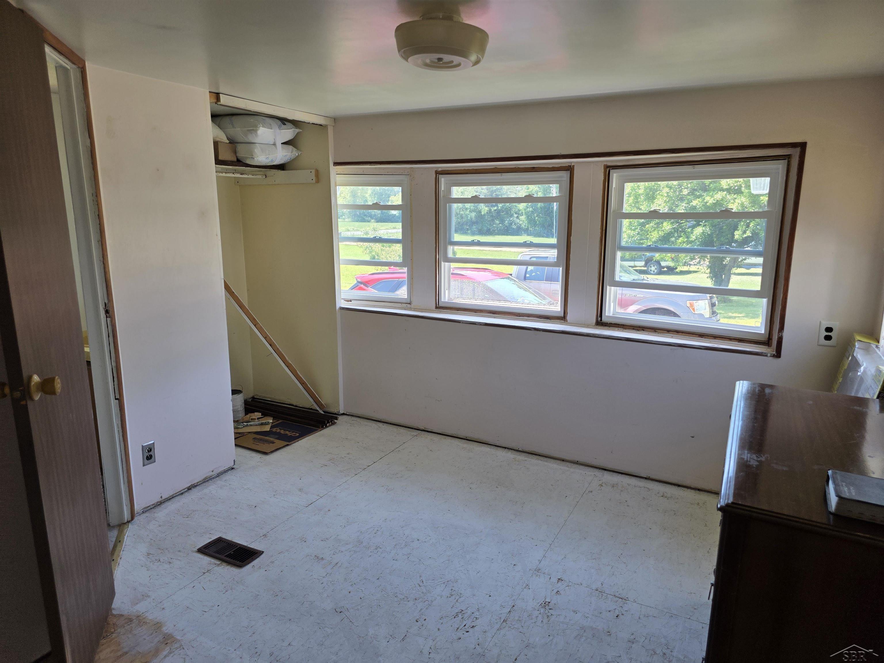 7813 Standish Road Bentley, MI 48613 - Photo 16 of 33 50213222-c1f8f86d-9916-4311-8567-8fa47c609c3a.JPG