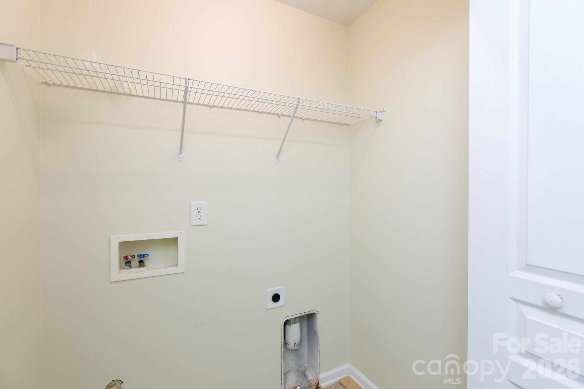 824 Gentlewinds Court Fort Mill, SC 29708 - Photo 16 of 30 a view of shower