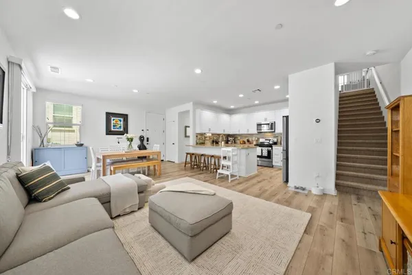 $730,000 | 1926 Corte Agata, Unit 140, Chula Vista, CA 91913