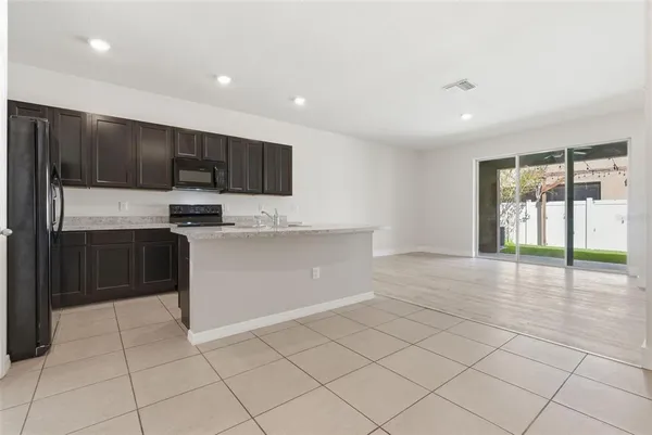 $1,950 | 424 Newmont Circle, Ruskin, FL 33570