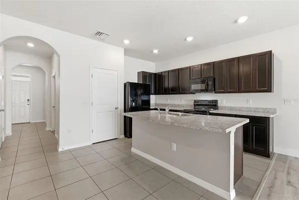 $1,950 | 424 Newmont Circle, Ruskin, FL 33570