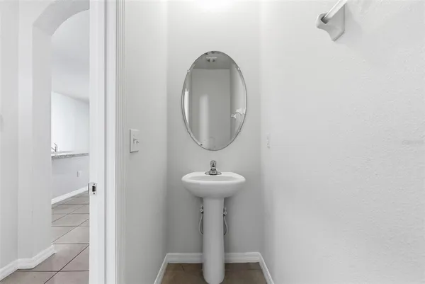 $1,950 | 424 Newmont Circle, Ruskin, FL 33570