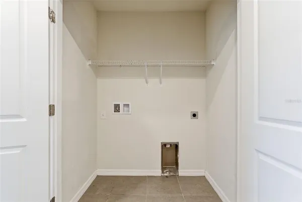 $1,950 | 424 Newmont Circle, Ruskin, FL 33570