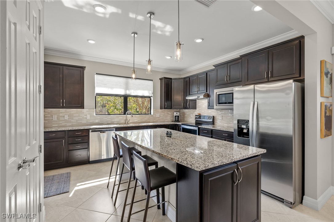 11279 Carlingford Road Fort Myers, FL 33913 - Photo 15 of 36 Gallery Image 15