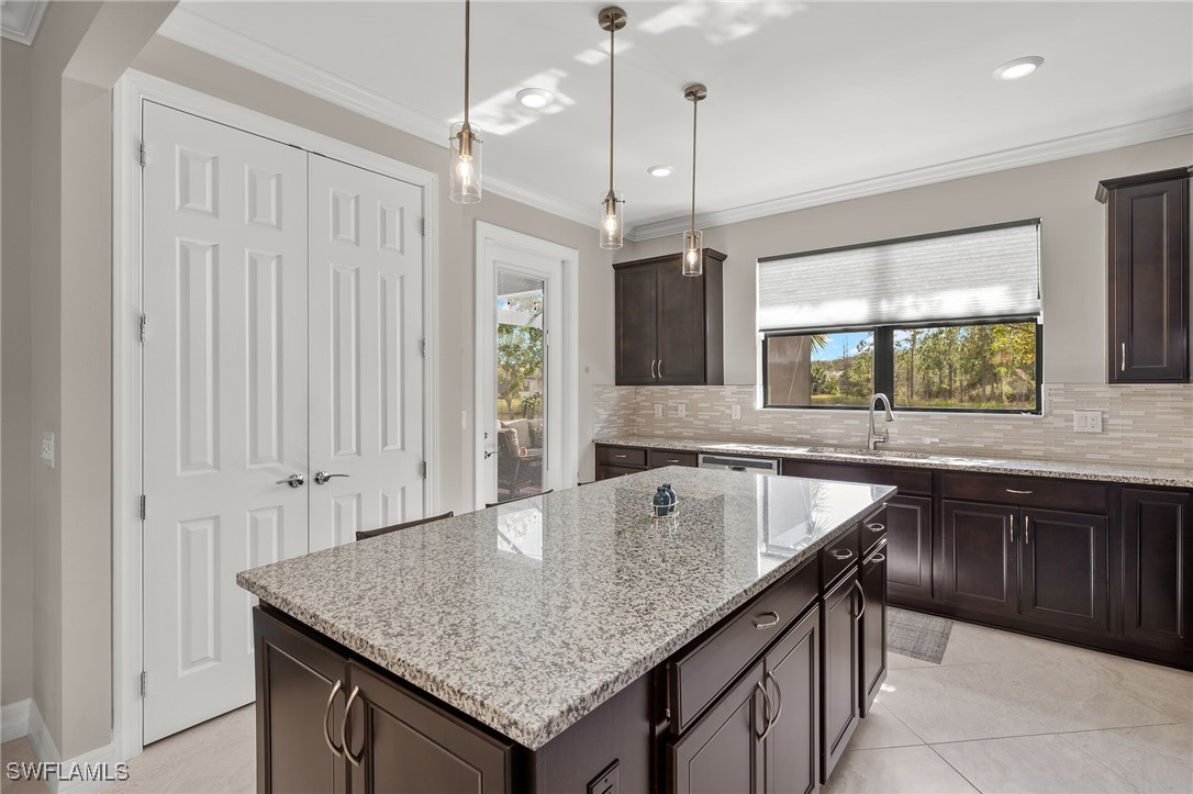 11279 Carlingford Road Fort Myers, FL 33913 - Photo 17 of 36 Gallery Image 17