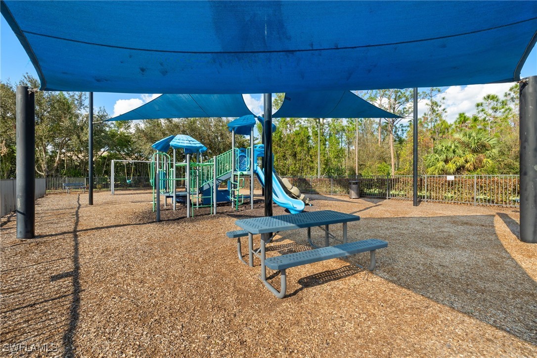 11279 Carlingford Road Fort Myers, FL 33913 - Photo 34 of 36 Gallery Image 34