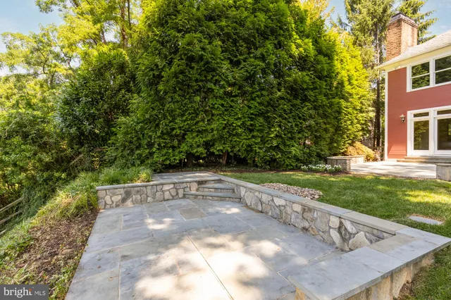 $2,550,000 | 4621 Laverock Place Northwest, Washington, DC 20007