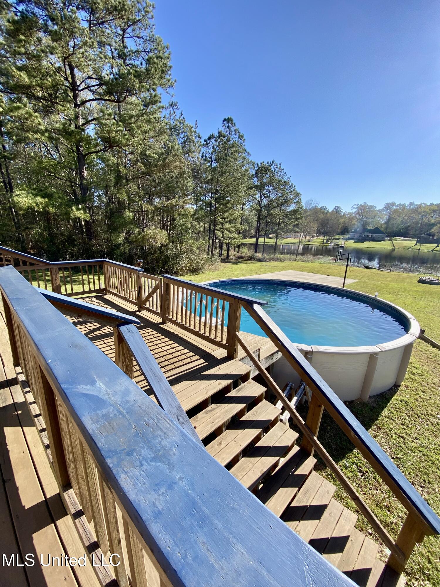 31 Cove Lake Road Carriere, MS 39426 - Photo 41 of 51 40, Swimming Pool, IMG_2620