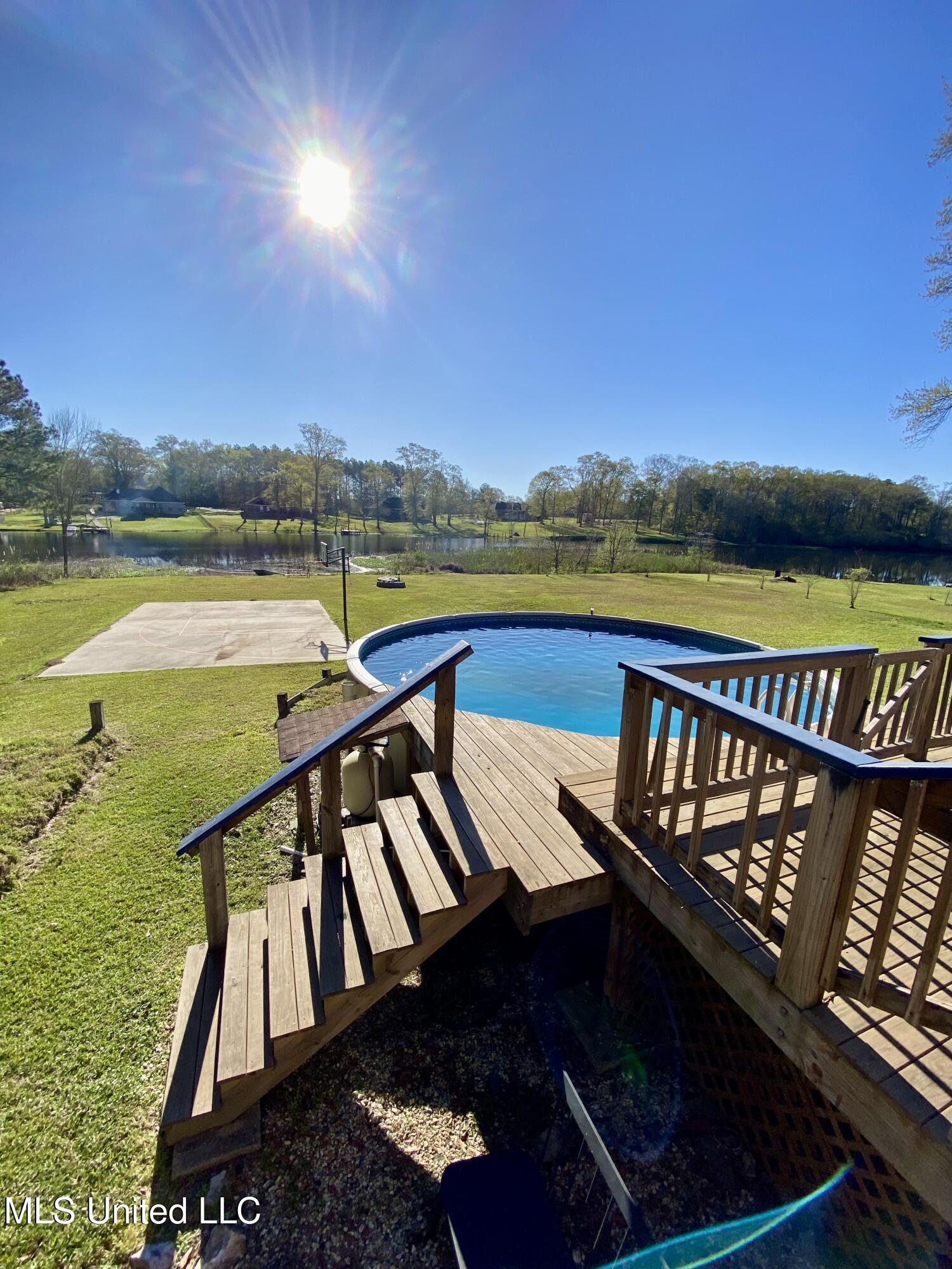 31 Cove Lake Road Carriere, MS 39426 - Photo 42 of 51 41, Swimming Pool, IMG_2621