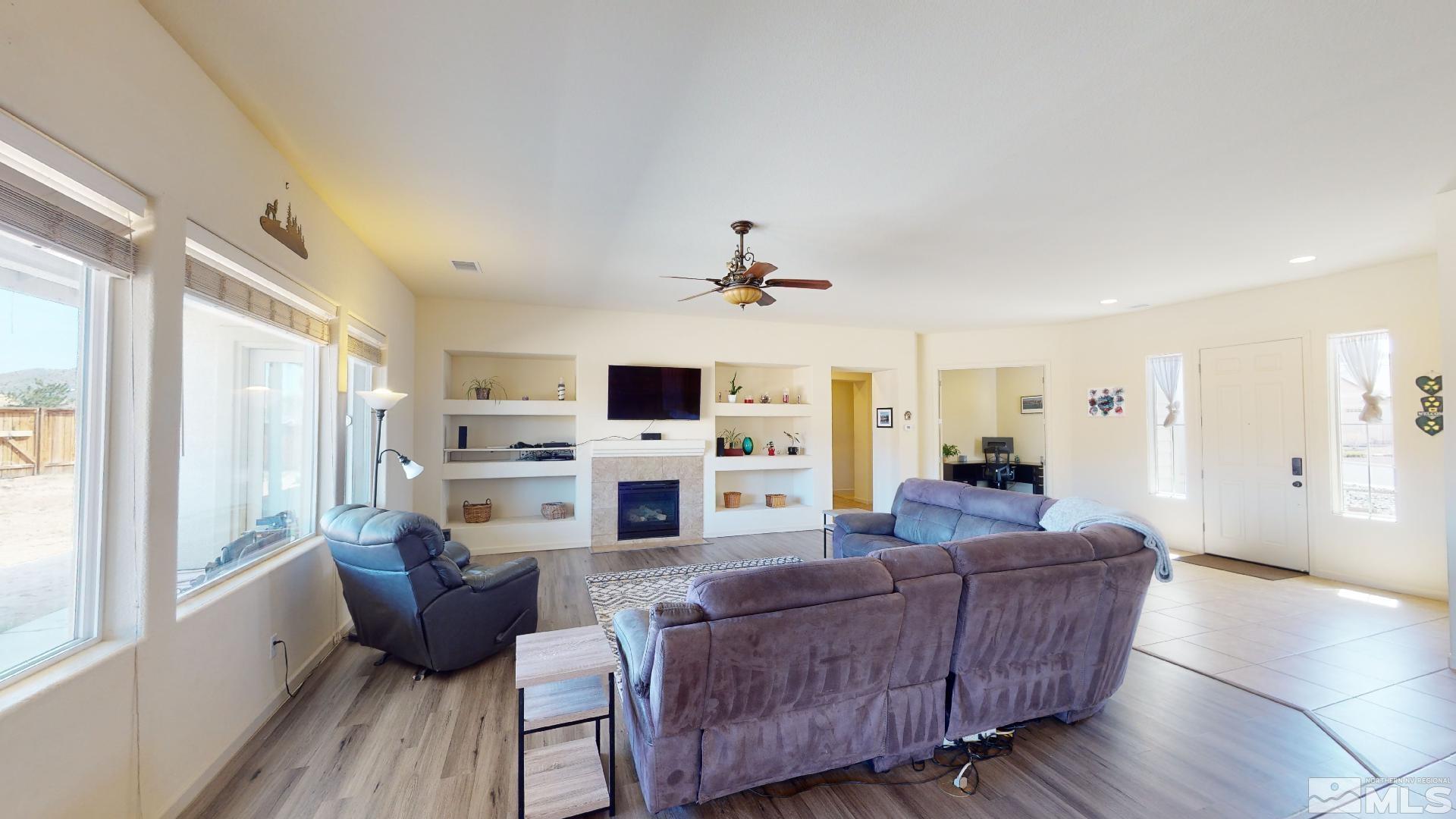 145 Horizon Ridge Road Sparks, NV 89441 - Photo 8 of 36 Photo 8