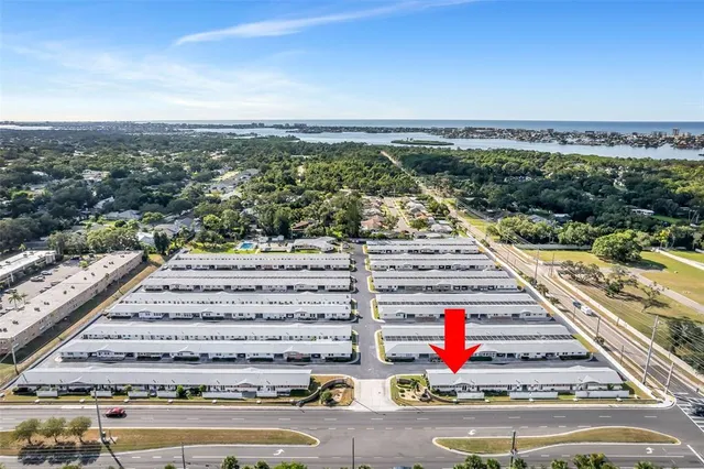 $199,900 | 12400 Park Boulevard North, Unit 119, Seminole, FL 33772