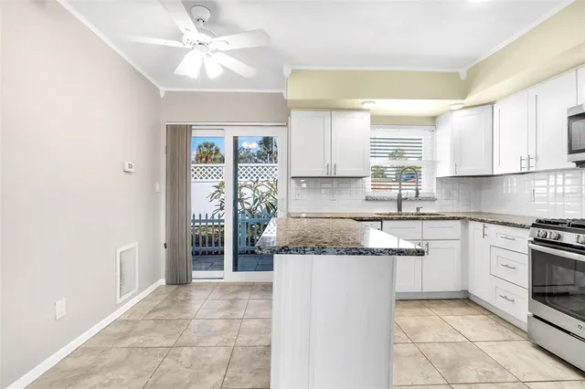 $199,900 | 12400 Park Boulevard North, Unit 119, Seminole, FL 33772