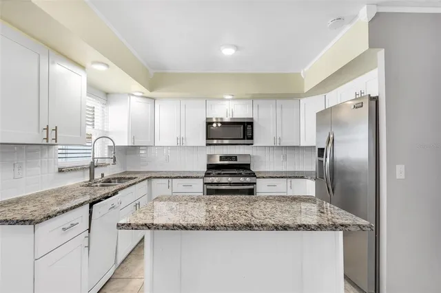 $199,900 | 12400 Park Boulevard North, Unit 119, Seminole, FL 33772