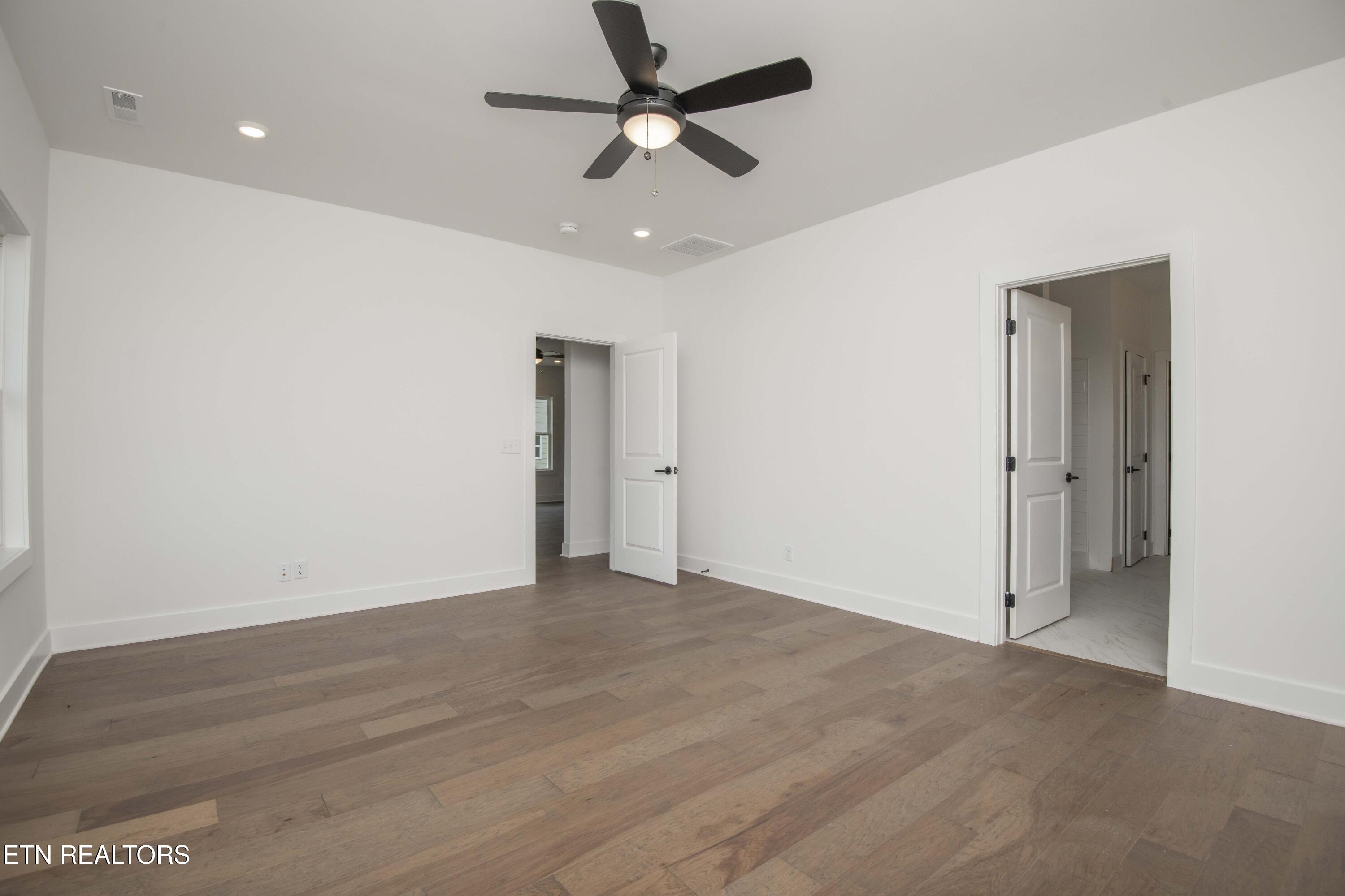 426 Ivey Farms Road Farragut, TN 37934 - Photo 12 of 31 iv132web_18