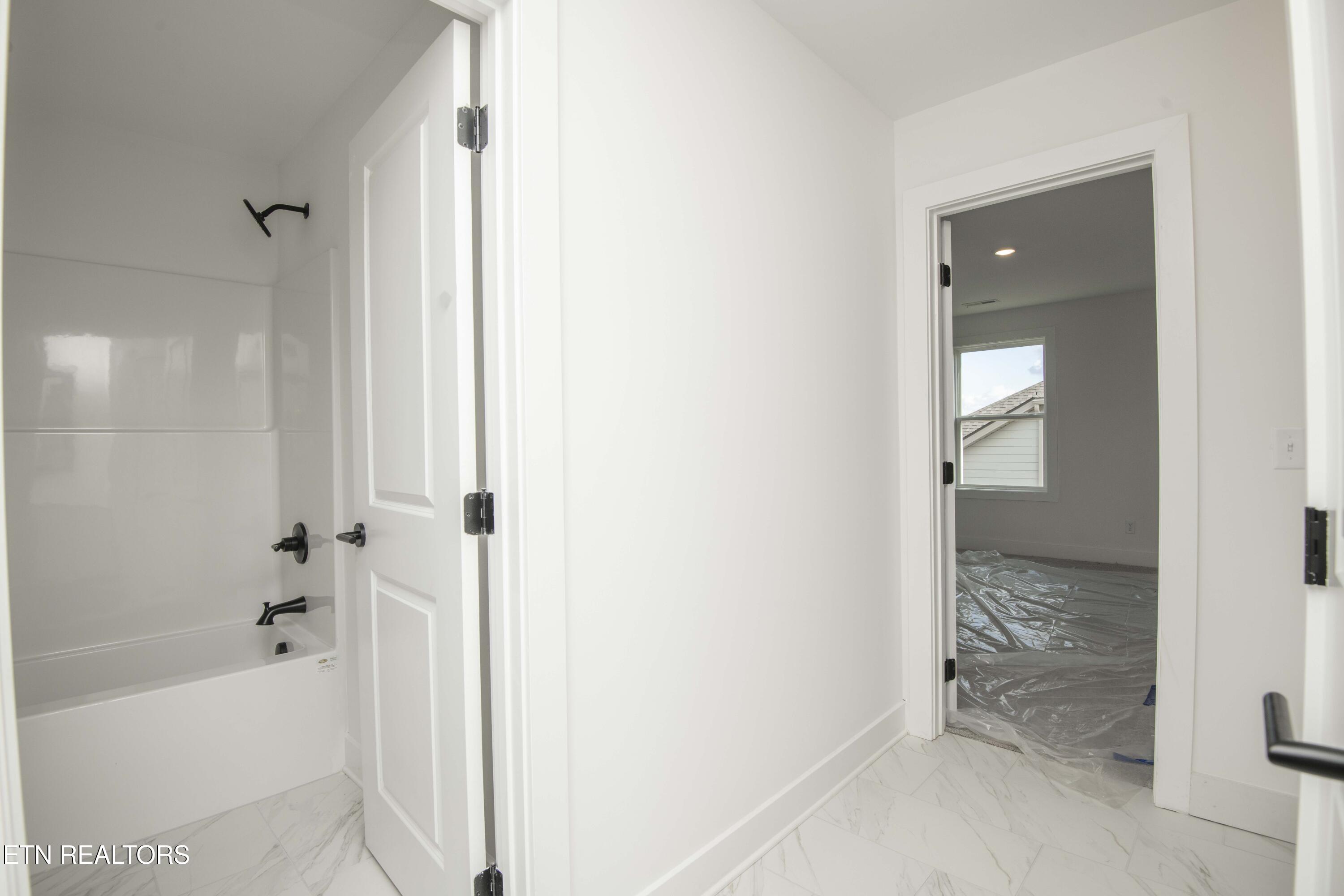 426 Ivey Farms Road Farragut, TN 37934 - Photo 20 of 31 iv132web_7