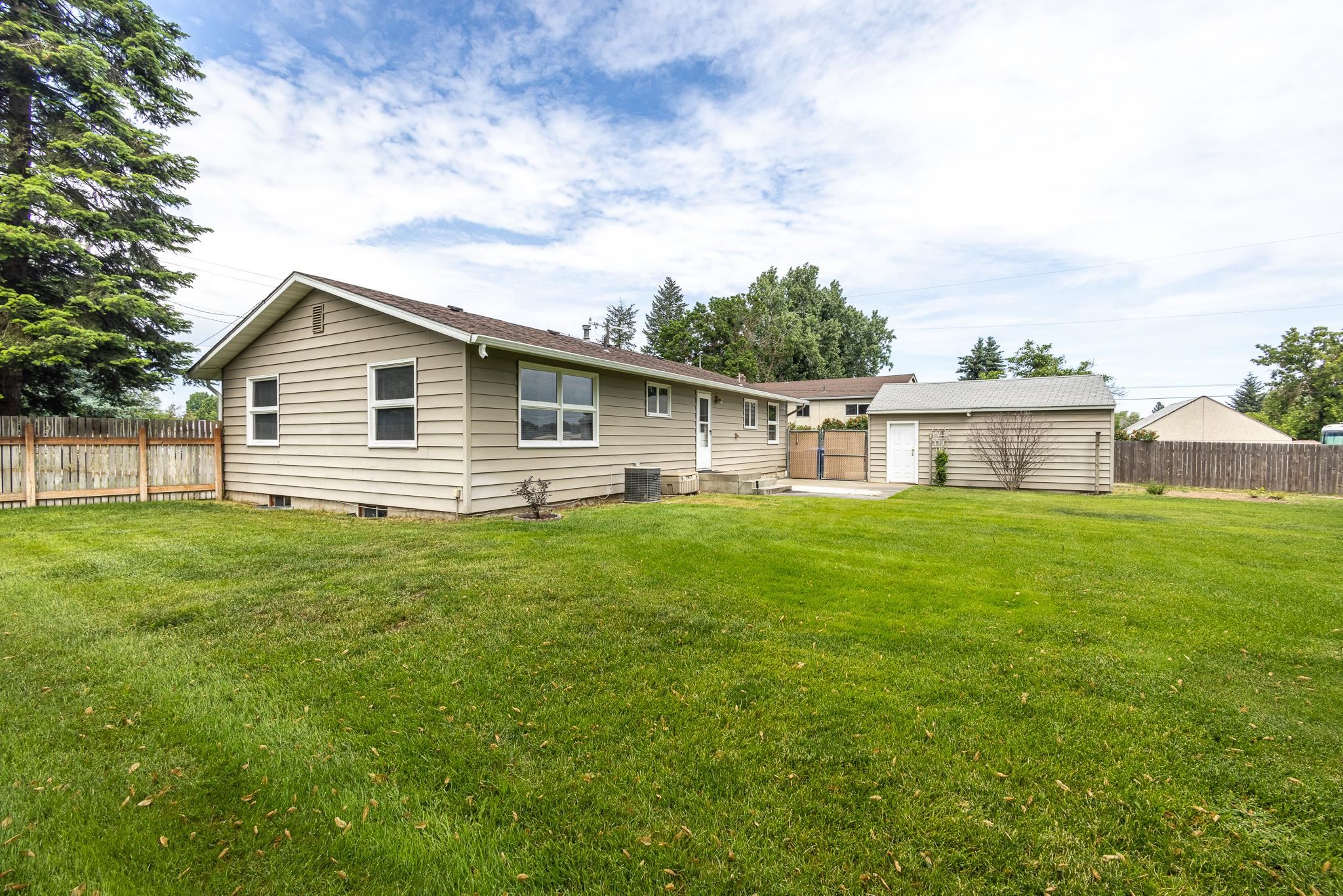7424 North Regal Street Spokane, WA 99217 - Photo 3 of 31
