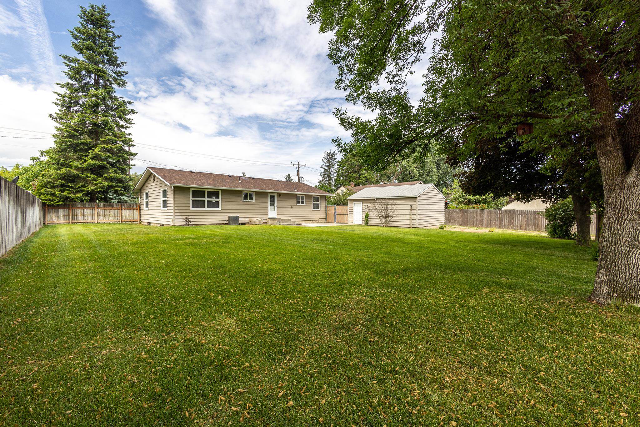 7424 North Regal Street Spokane, WA 99217 - Photo 4 of 31