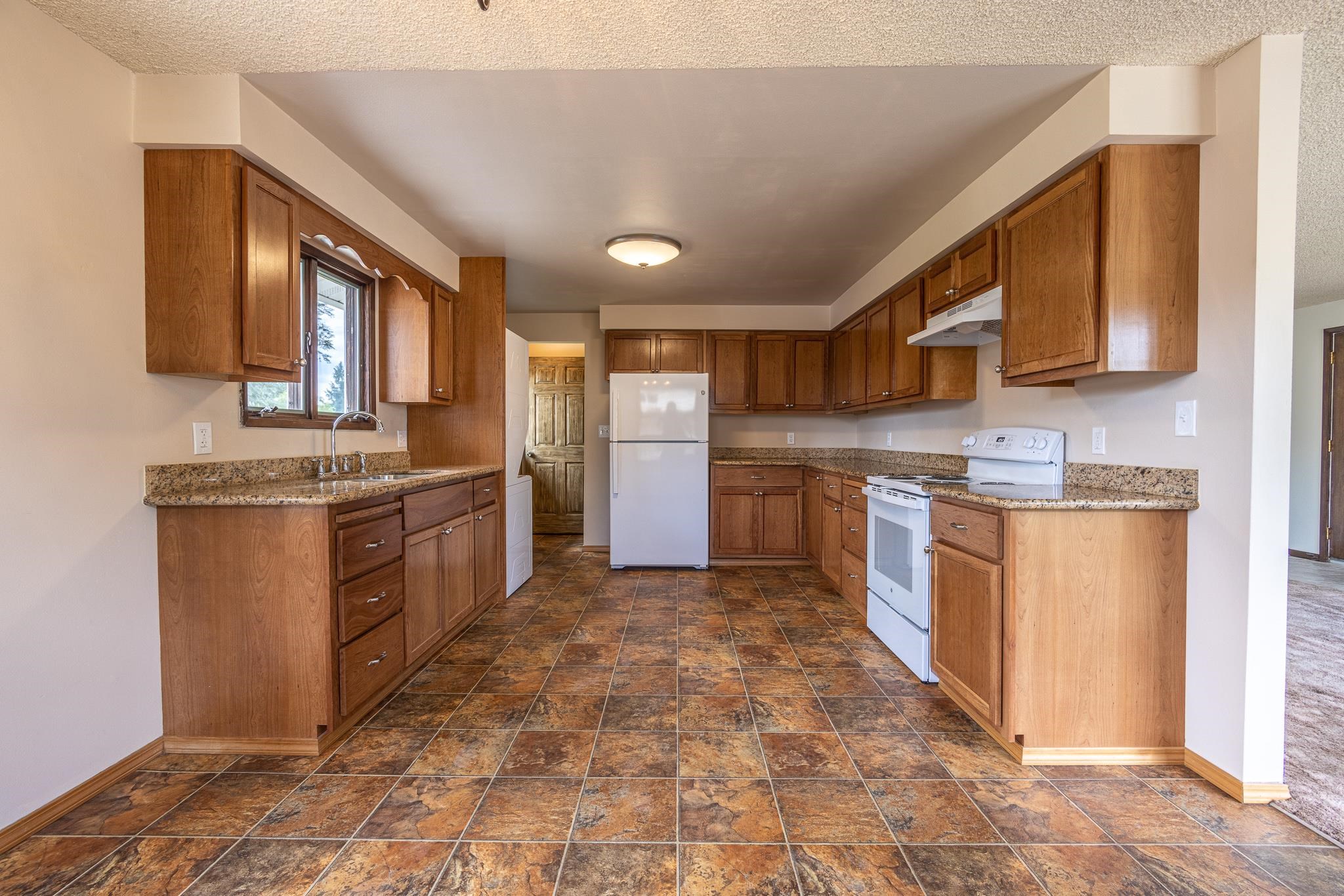 7424 North Regal Street Spokane, WA 99217 - Photo 10 of 31