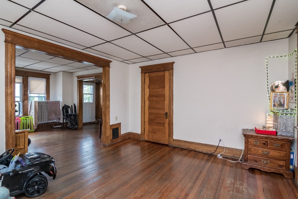 14-16 Revere Street Springfield, MA 01108 - Photo 19 of 35 Gallery Image 19