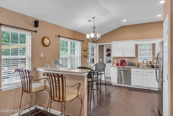 $329,000 | 1409 Faulkenberry Road, Wilmington, NC 28409