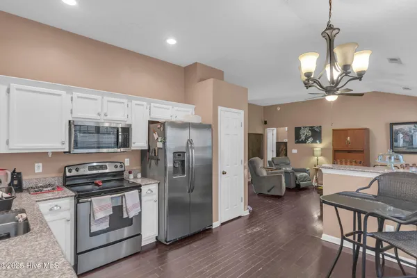 $329,000 | 1409 Faulkenberry Road, Wilmington, NC 28409