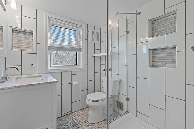 $539,500 | 1038 North 3rd Avenue, Sturgeon Bay, WI 54235