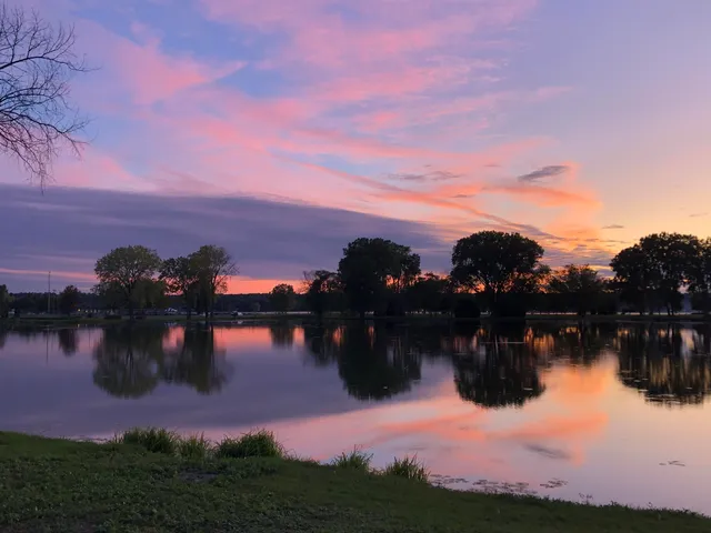 $539,500 | 1038 North 3rd Avenue, Sturgeon Bay, WI 54235