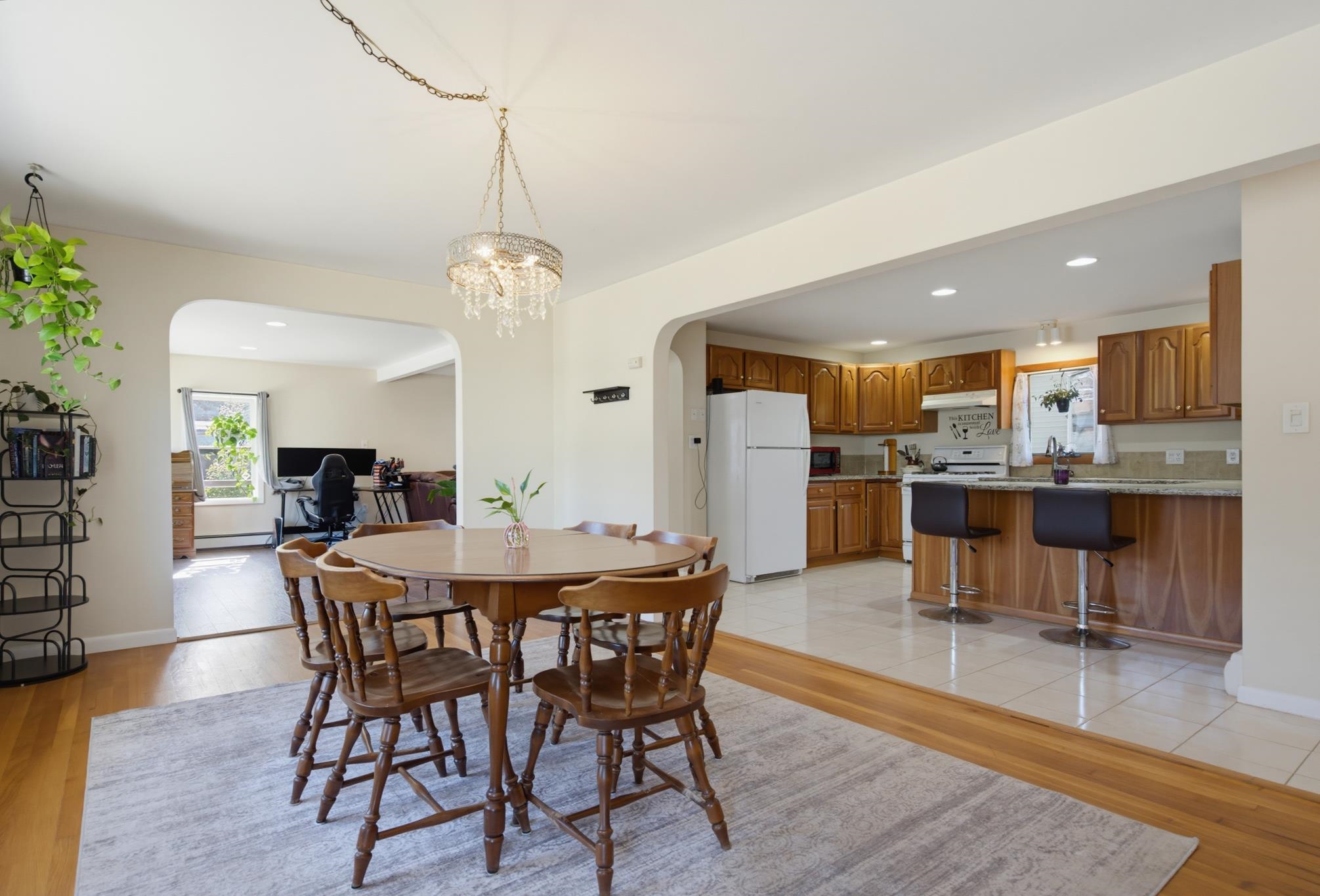 25 Crowley Street Manchester, NH 03103 - Photo 8 of 42 Gallery Image 8