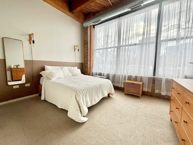 $3,300 | 1040 West Adams Street, Unit 239, Chicago, IL 60607