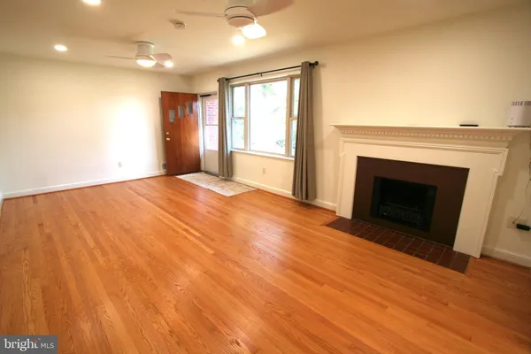 $3,900 | 10104 Towhee Avenue, Hyattsville, MD 20783