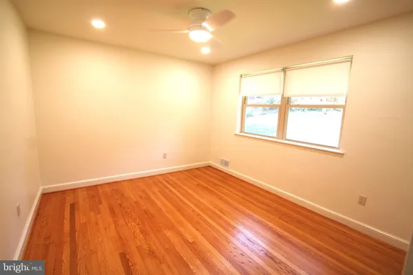 $3,900 | 10104 Towhee Avenue, Hyattsville, MD 20783