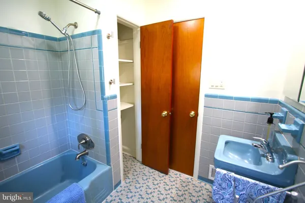 $3,900 | 10104 Towhee Avenue, Hyattsville, MD 20783