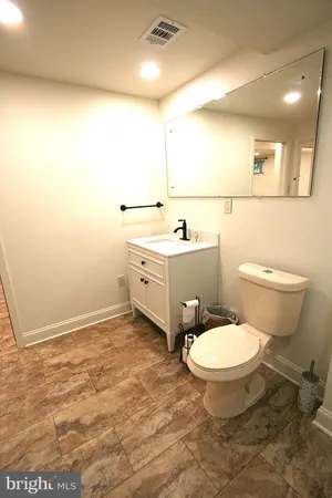 $3,900 | 10104 Towhee Avenue, Hyattsville, MD 20783