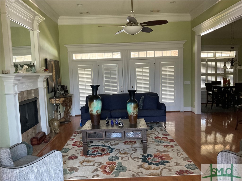 214 Market Street Rincon, GA 31326 - Photo 6 of 25 Living room area