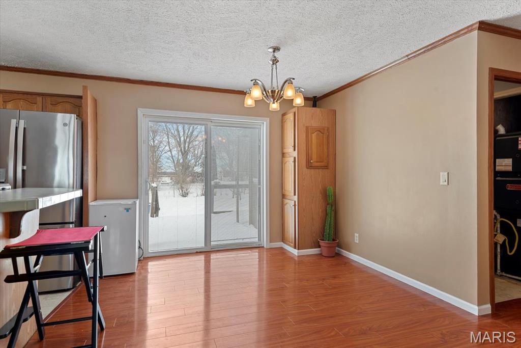 13560 Gilmore Road Auburn, IL 62615 - Photo 4 of 19