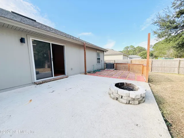 $1,800 | 8713 Star Leaf Road North, Jacksonville, FL 32210