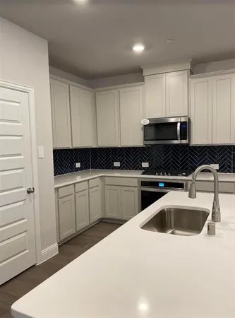 $3,200 | 7833 Sunset Boulevard, Rowlett, TX 75088