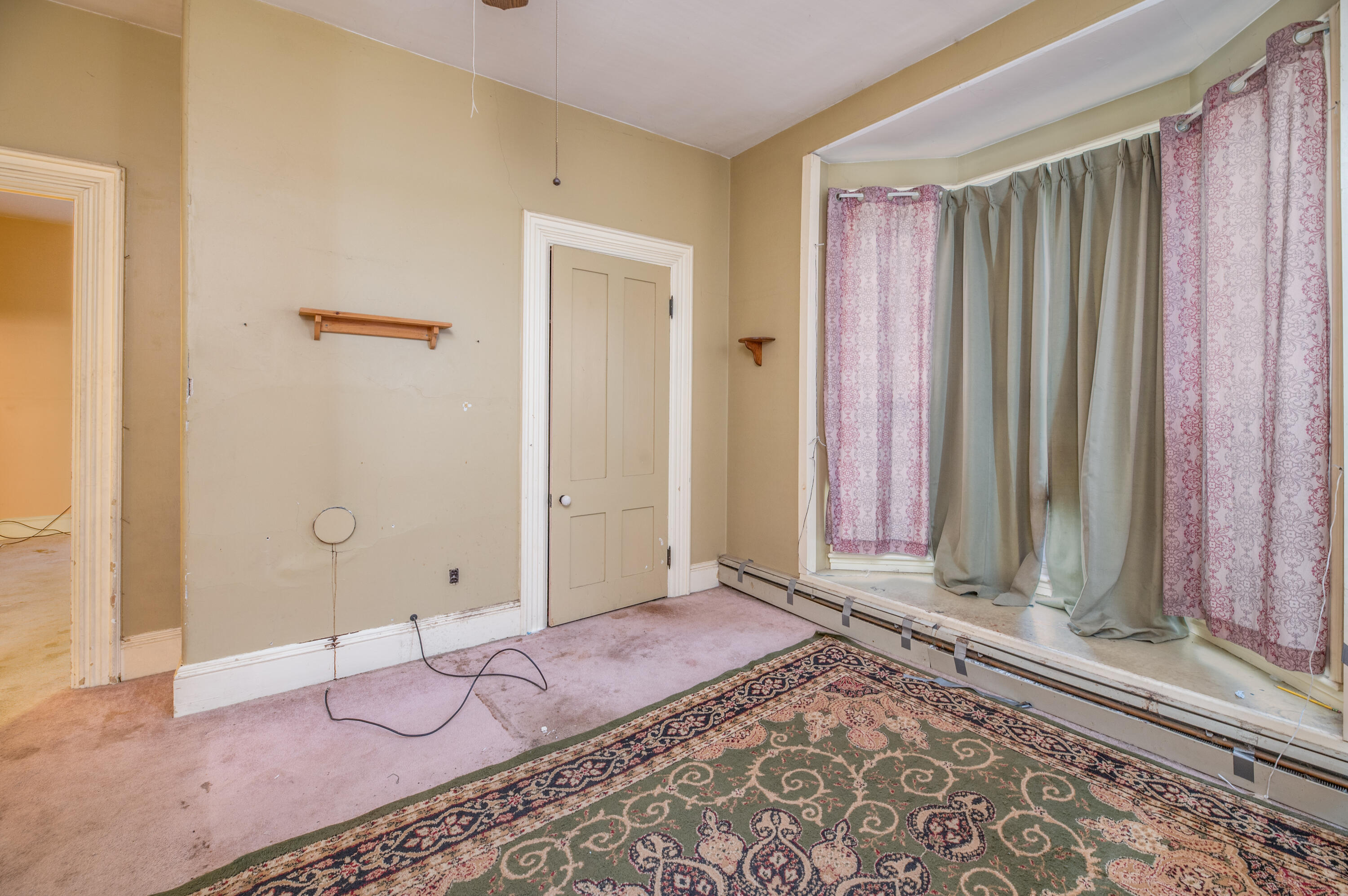 102 Spring Street Gardiner, ME 04345 - Photo 9 of 38 Interior28