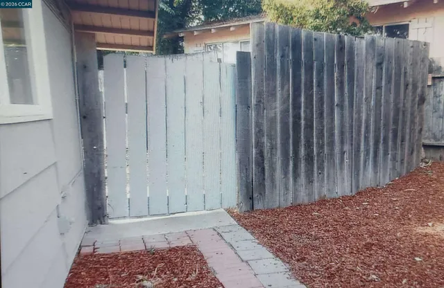 $575,000 | 1712 Oakmead Drive, Concord, CA 94520