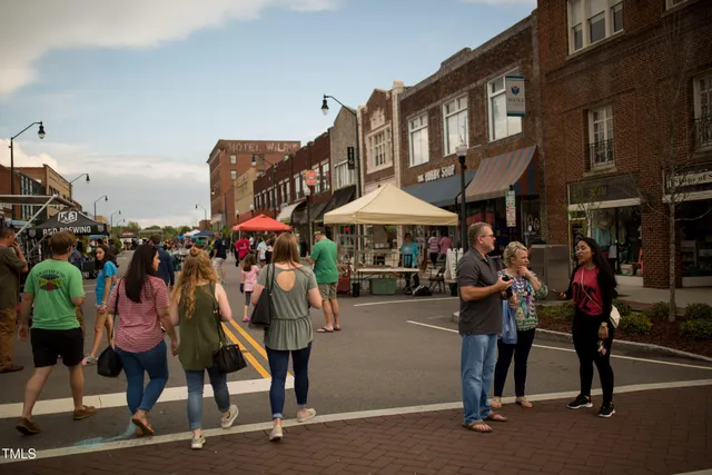 $299,900 | 332 Bishop Lane, Sanford, NC 27330