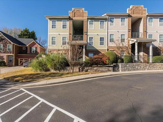 $150,000 | 1752 Pryor Road Southwest, Unit 105, Atlanta, GA 30315