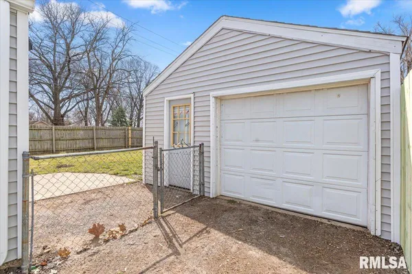 $134,500 | 2941 Hoover Avenue, Springfield, IL 62703