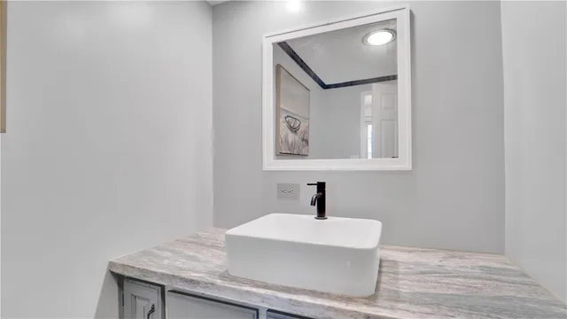 $59,900 | 36 Wayside Drive, Penfield, NY 14625