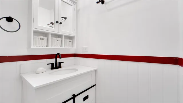 $59,900 | 36 Wayside Drive, Penfield, NY 14625