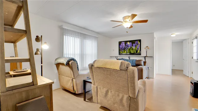 $59,900 | 36 Wayside Drive, Penfield, NY 14625