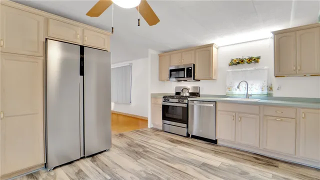 $59,900 | 36 Wayside Drive, Penfield, NY 14625